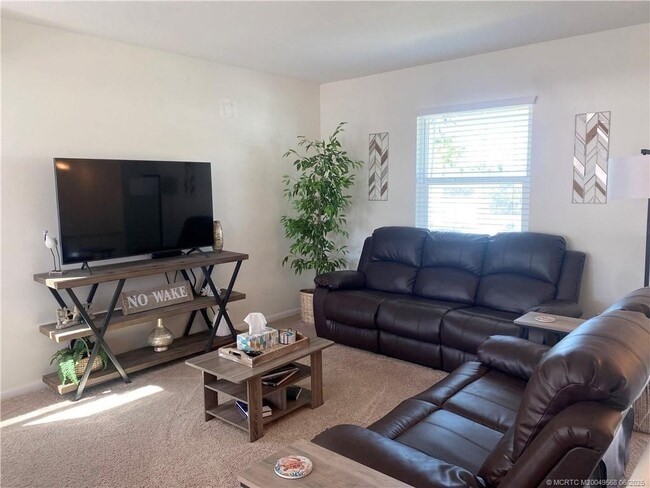 Building Photo - 1606 SW Egret Way
