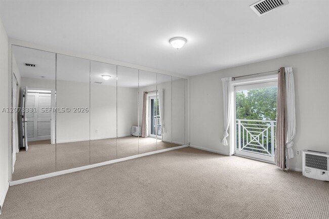 Building Photo - 255 Sunrise Dr