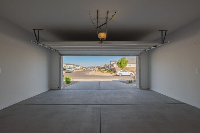 Building Photo - Beautiful 5-Bed Dream Home in The Village at Copper Basin