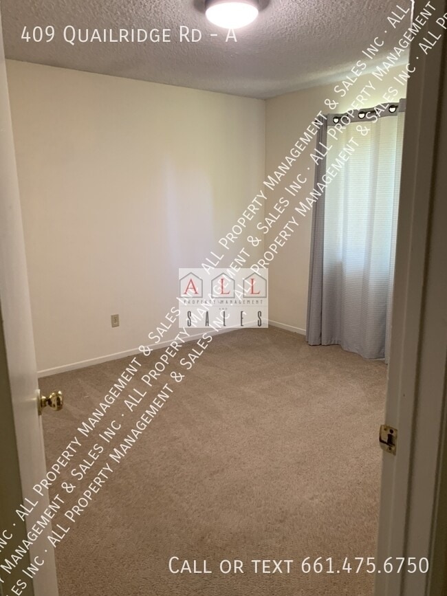Building Photo - 409 Quailridge Rd