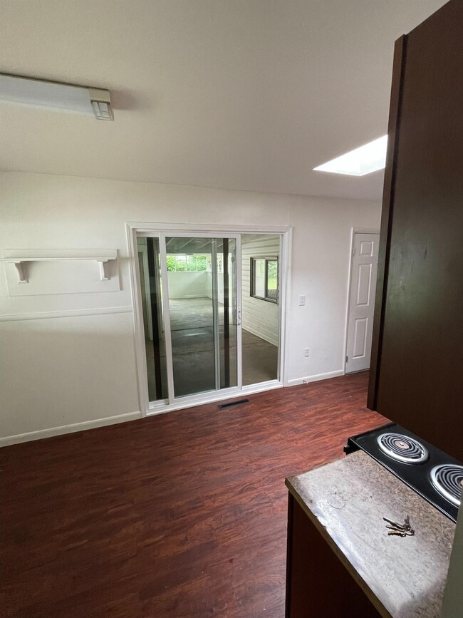 Building Photo - 5399 Inlet Dr