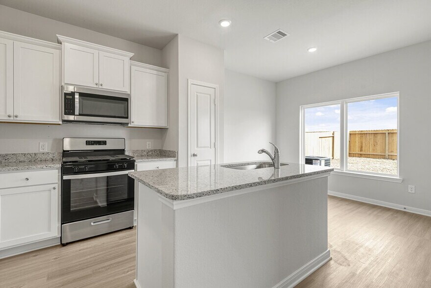 Building Photo - 401 Polly Grv Dr