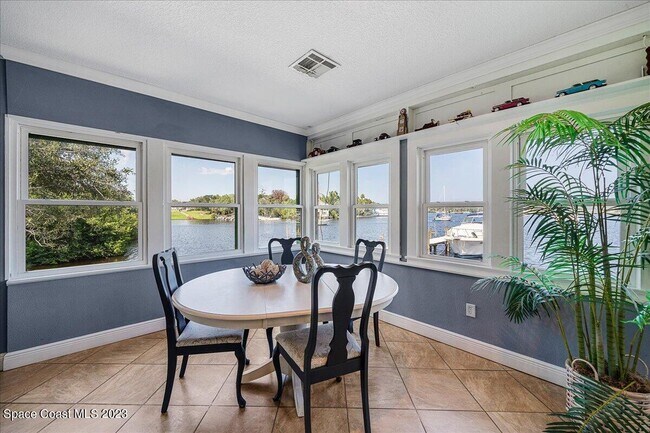 Building Photo - 973 N Harbor City Blvd