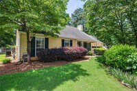 Building Photo - 4015 Paloverde Dr