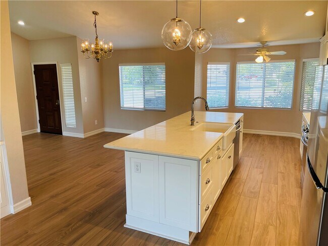 Building Photo - 28937 Biarritz Ct