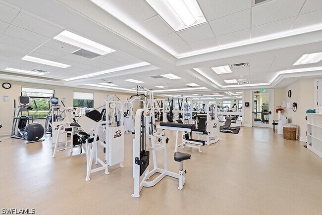 Building Photo - 433 Crestwood Rd