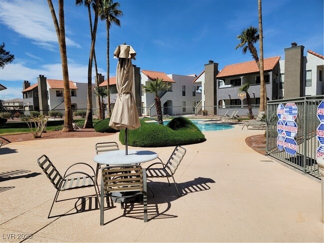 Building Photo - 3311 Sunfish Dr