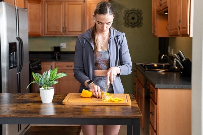 Building Photo - Hideaway House in Farmington, Executive Rental - Fully Furnished