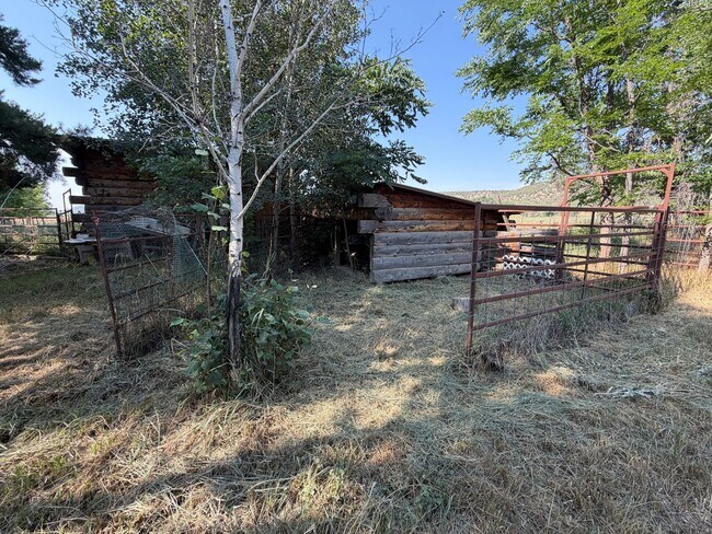 Building Photo - 277 Animas River Rd