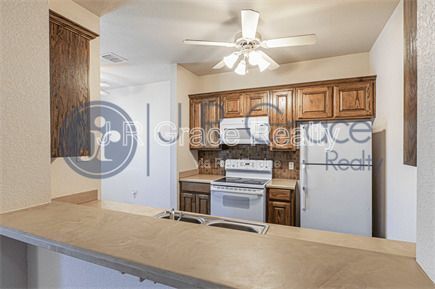 Building Photo - 10009 Amber Cir