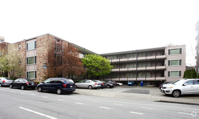 Primary Photo - Clifton Apartments