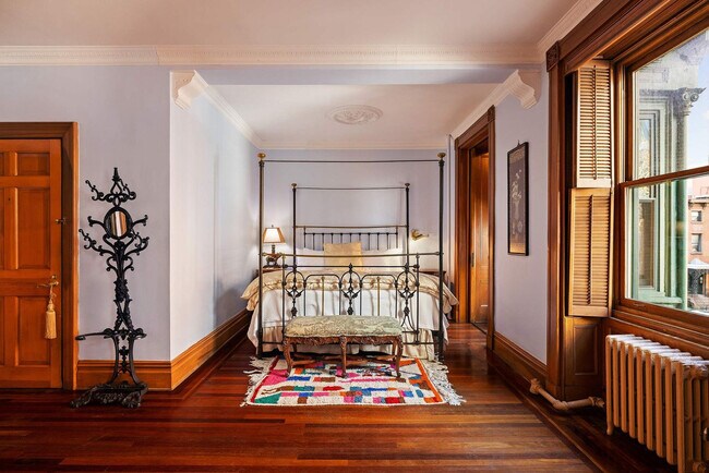 Building Photo - 56 Irving Pl