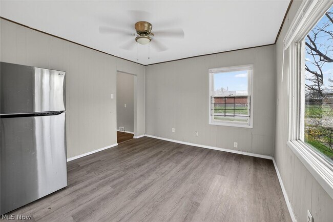 Building Photo - 17208 Lipton Ave