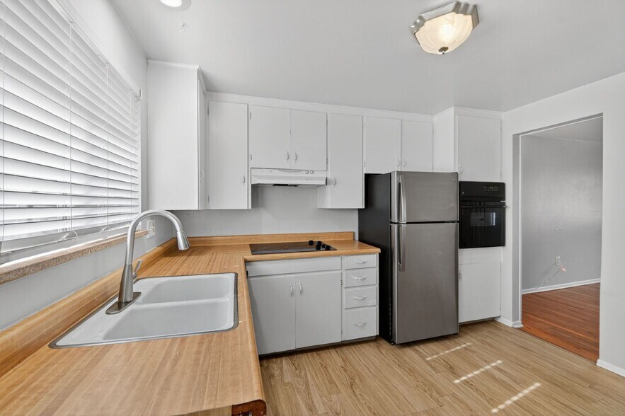 Building Photo - 6014 S Prince St