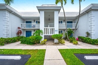 Building Photo - 241 Palm River Blvd