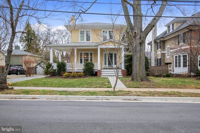 Building Photo - 3515 Bradley Ln