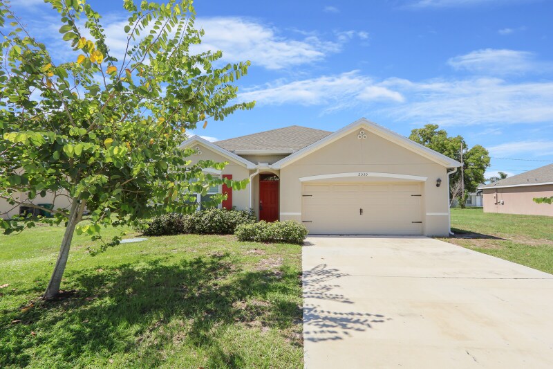 Primary Photo - 2550 SE Rock Springs Dr