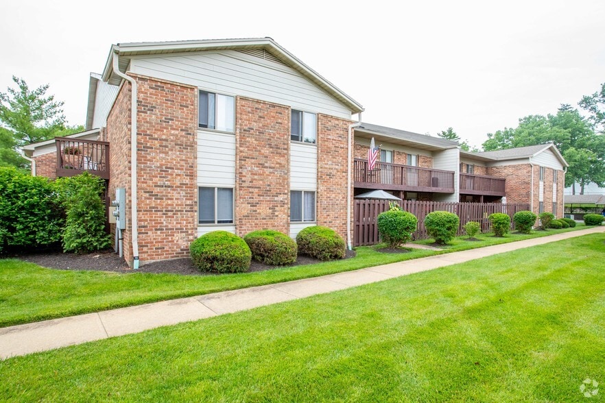 Primary Photo - Deerfield Apartments