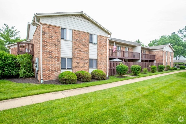 Building Photo - Deerfield Apartments