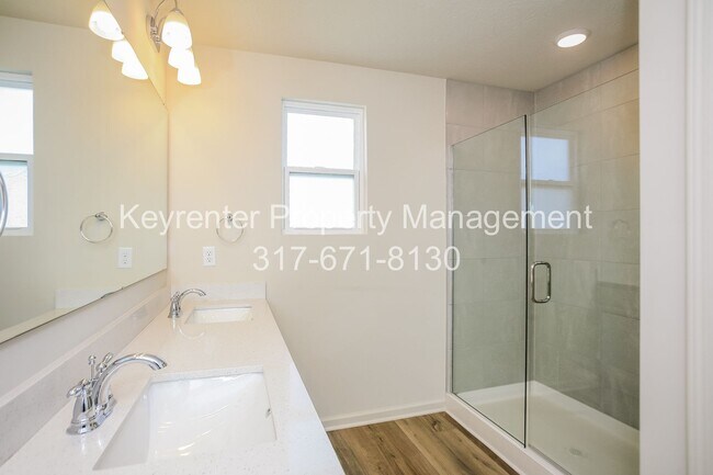 Building Photo - 9738 Behner Dr