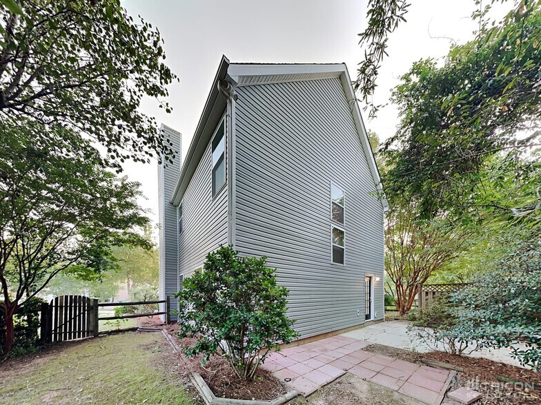 Building Photo - 13200 Lampmeade Ln
