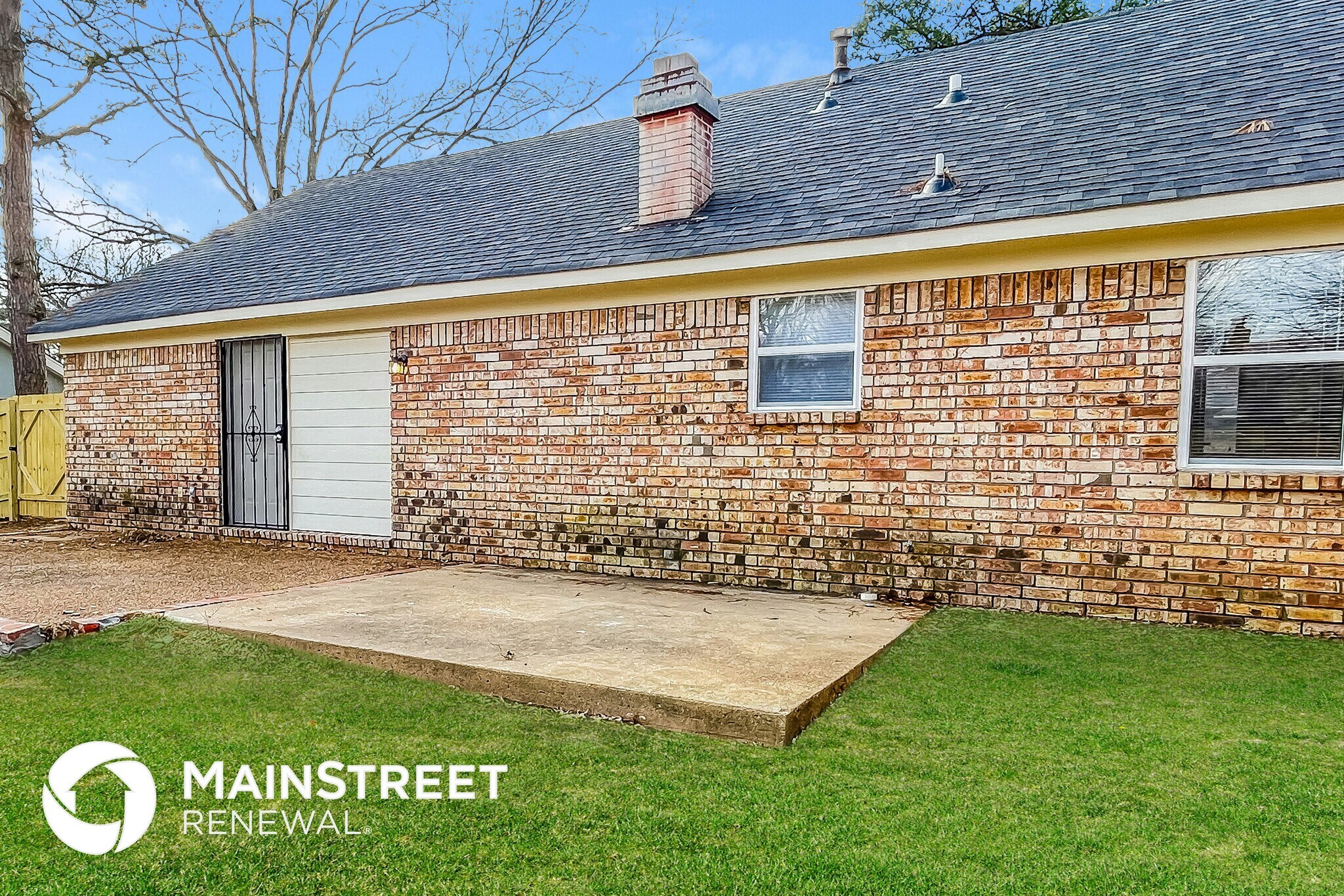 Building Photo - 4290 Park Forest Dr