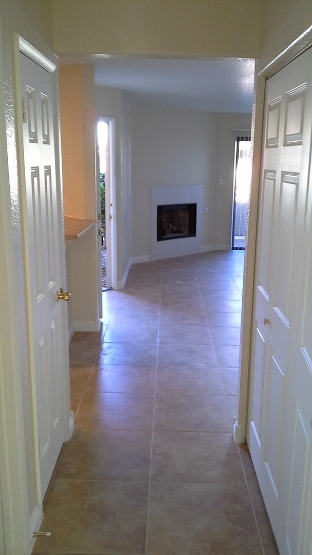 Building Photo - Vizcaya Condo in Gated Community