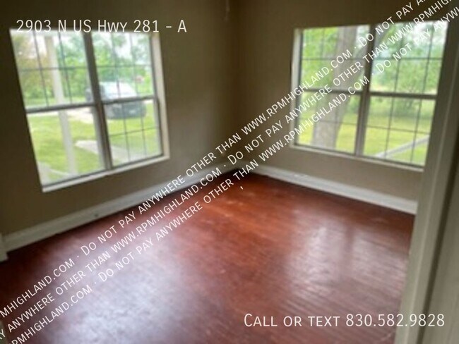 Building Photo - 2903 N U.S. Hwy 281