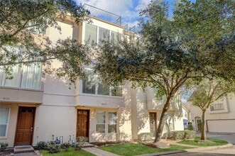 Building Photo - 9133 Creekstone Lake Dr