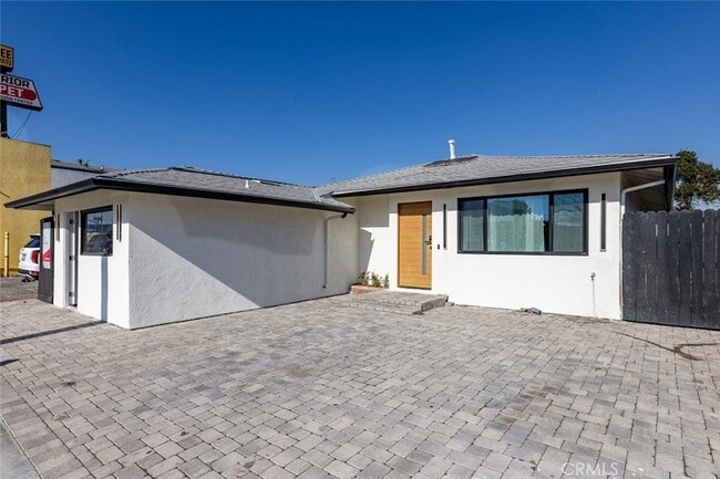 Building Photo - 4731 W El Segundo Blvd