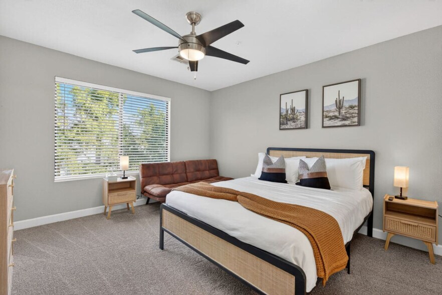 Building Photo - 15164 N 140th Dr