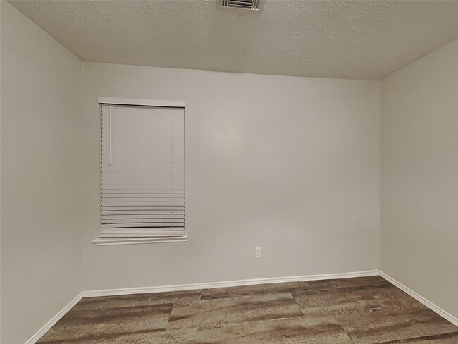 Building Photo - 6714 Hidden Colony Ln