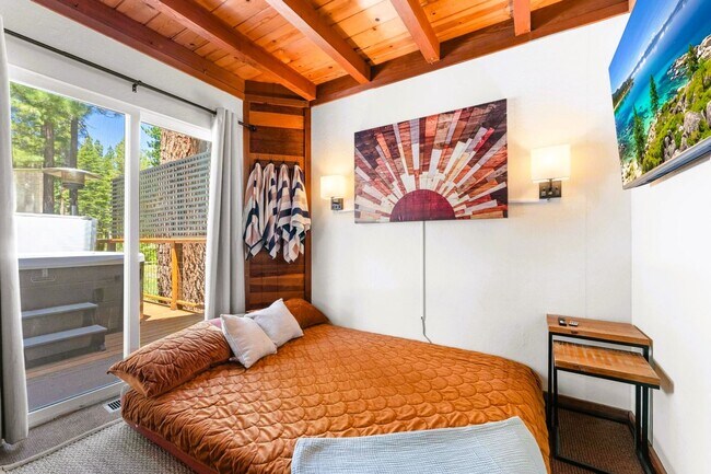 Building Photo - SKI LEASE: Hot Tub, Pet Friendly, Wood Stove