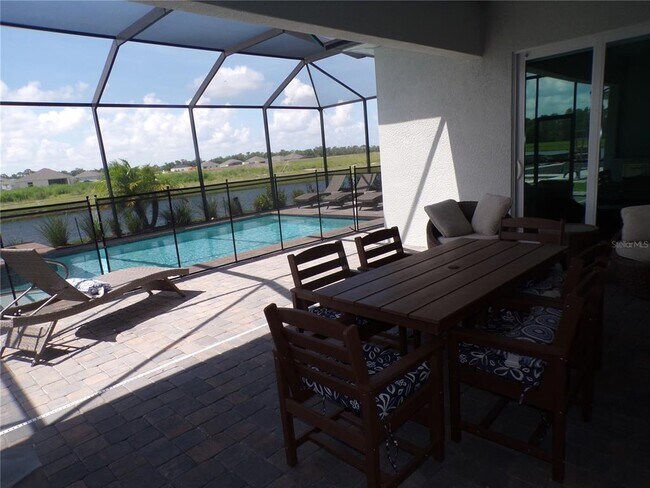 Building Photo - 15255 River Birch Ct