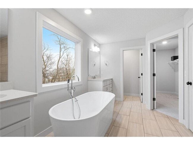 Building Photo - 18700 61st Ave N