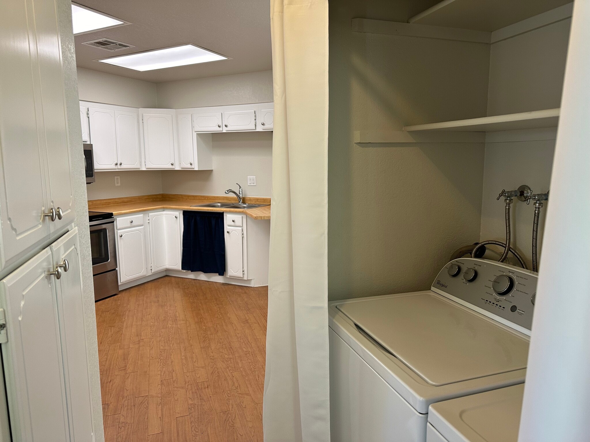 Building Photo - 388 S 100 W