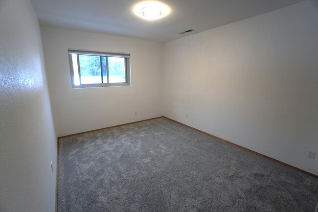 Building Photo - Canyon Terrace House