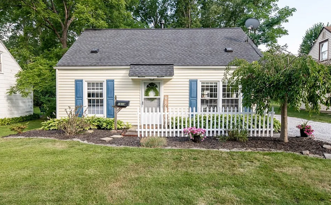 Primary Photo - Charming & Fully Updated 4-Bedroom Home