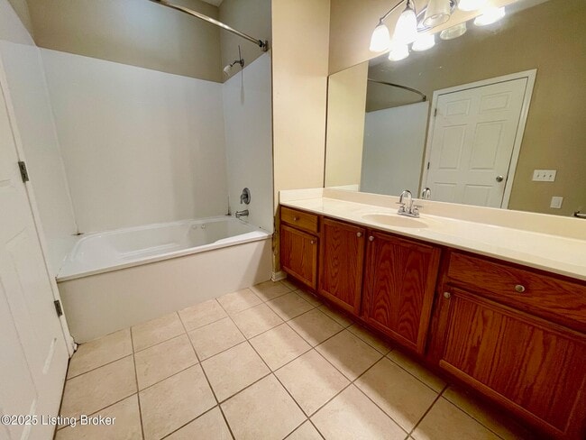 Building Photo - 10308 Dorsey Village Dr