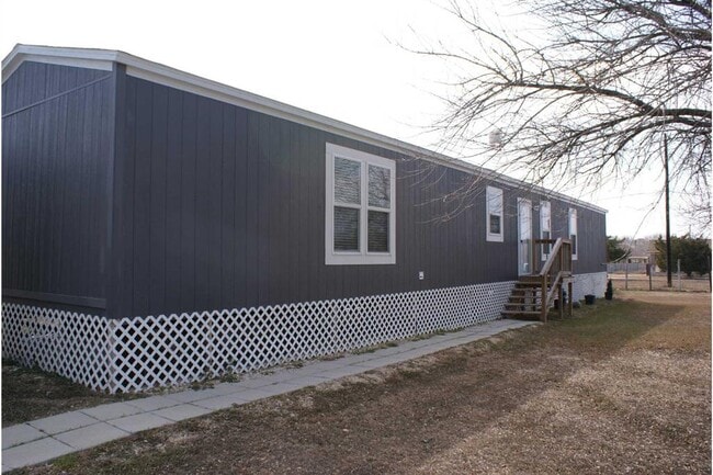 Building Photo - 501 Mesquite Rd