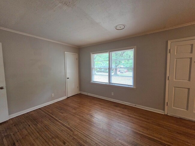 Building Photo - 5369 Lochinvar Rd