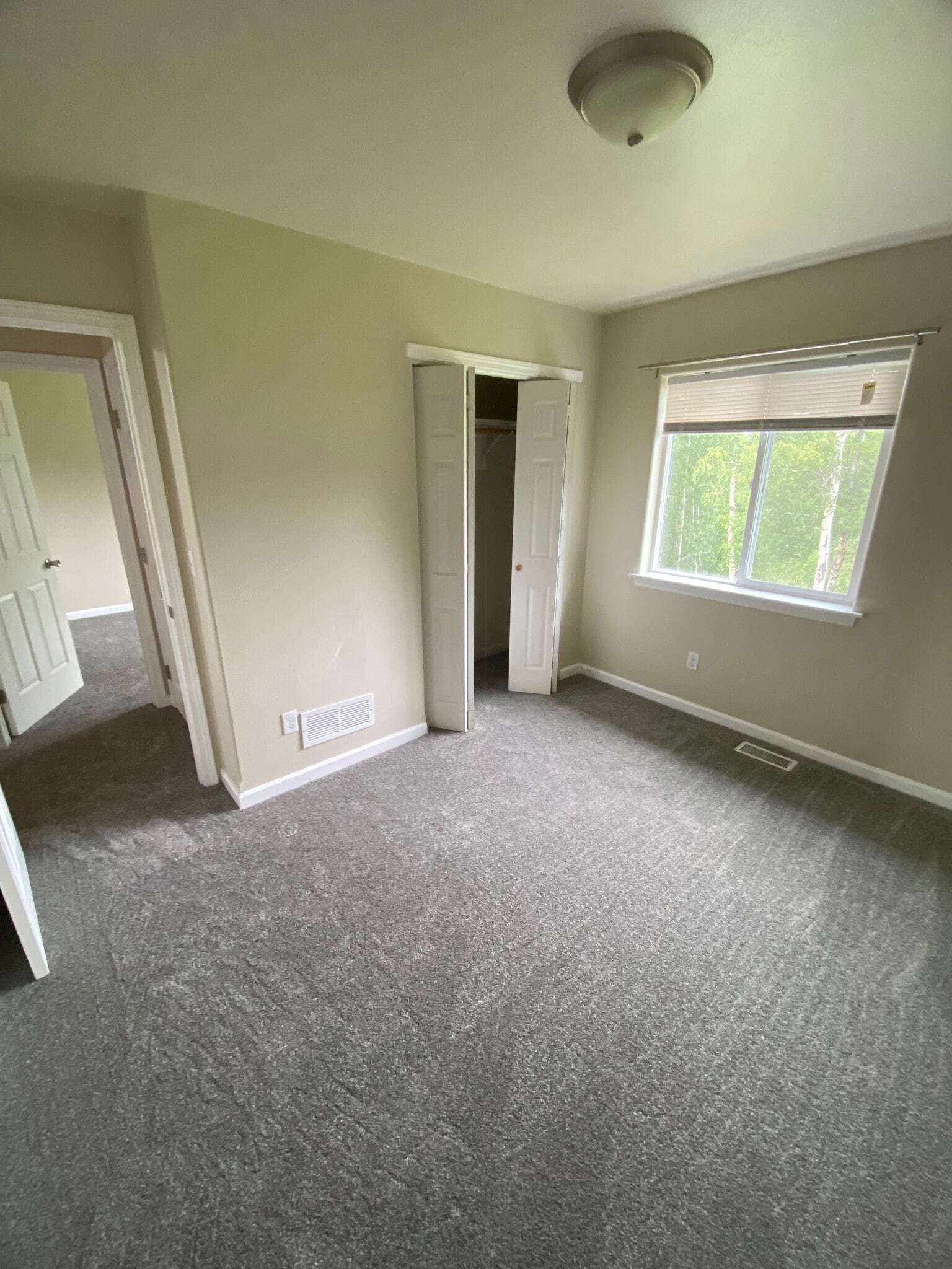 Building Photo - 2451 W Success Dr