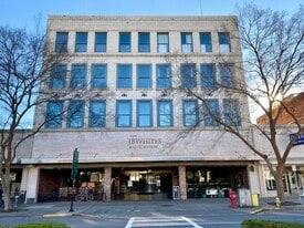 Building Photo - 936 Broad St