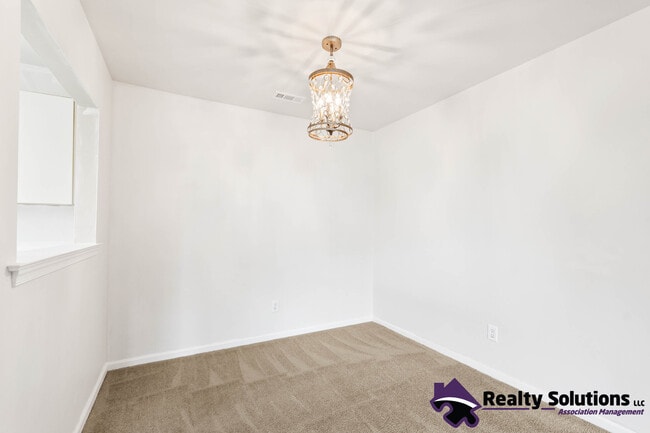 Building Photo - 454 Atlanta Court