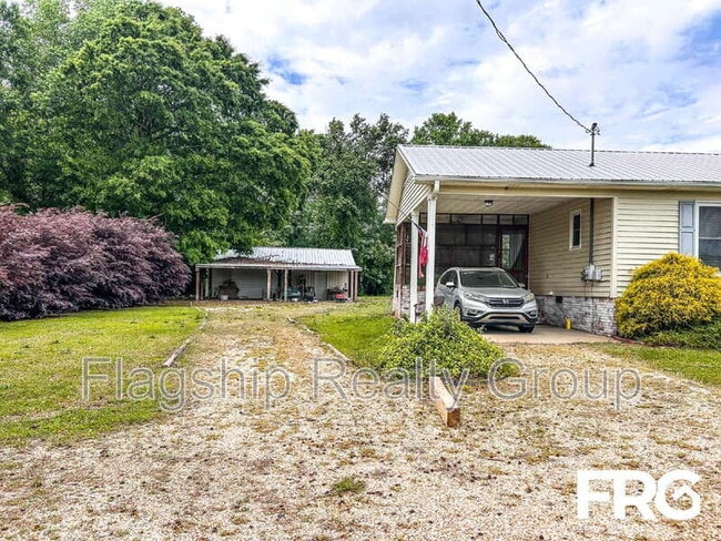 Building Photo - 1100 Oberry Rd