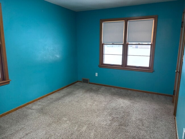 Building Photo - Grandville ranch available now