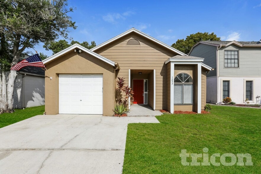 Primary Photo - 1253 Ashworth Dr