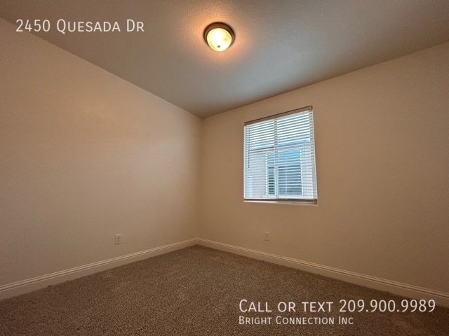Building Photo - 2450 Quesada Dr
