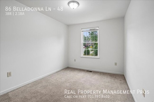 Building Photo - 86 Belladonna Ln
