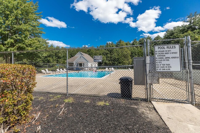 Building Photo - 608 Springbrook Cir